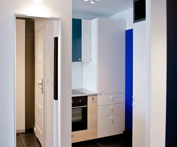 Apartman Chlodna Near To Center *