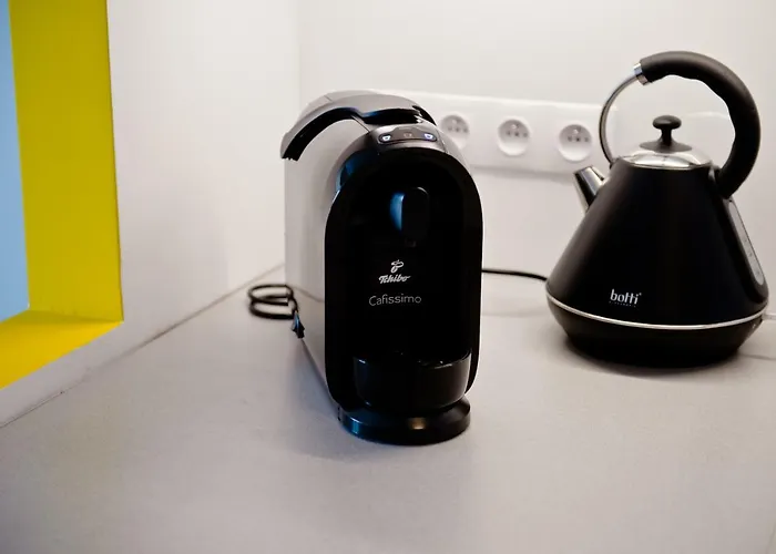 Chlodna Near To Center *